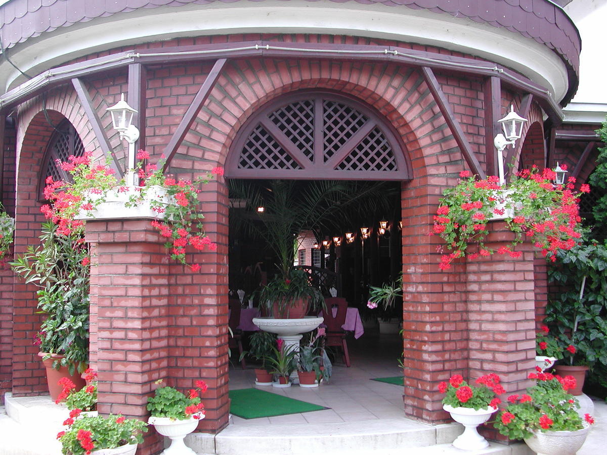 Karikas Hotel Hajdúszoboszló Exterior foto